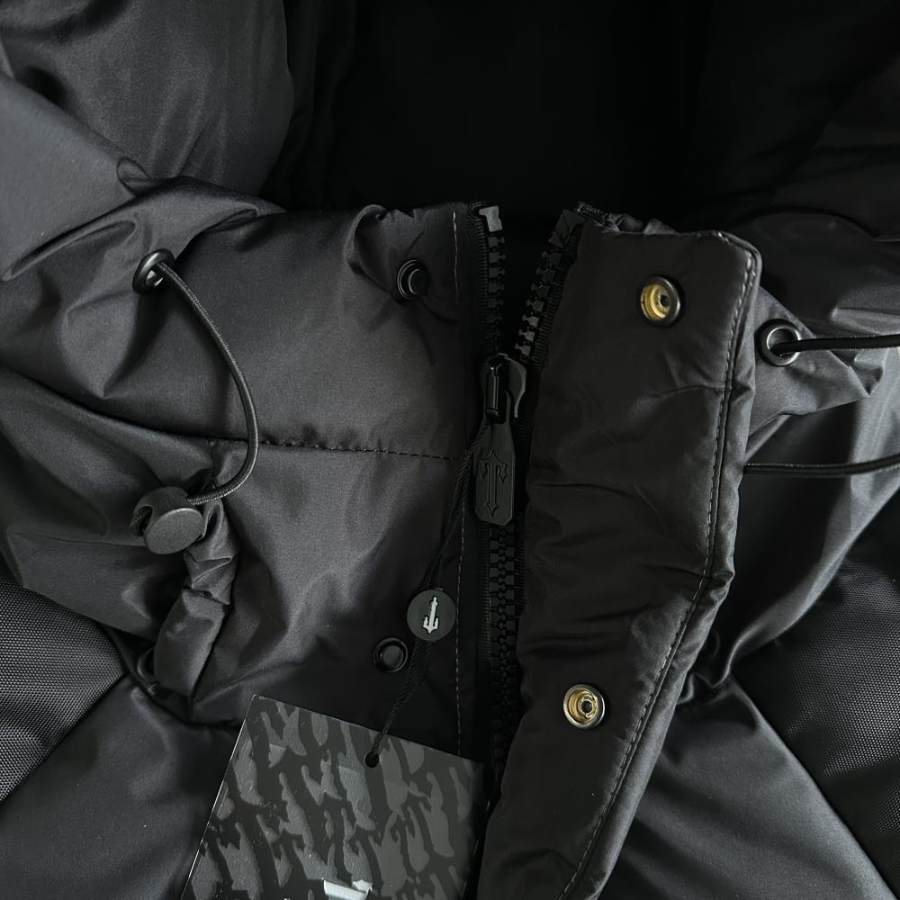 decoded arch puffer-black gradient