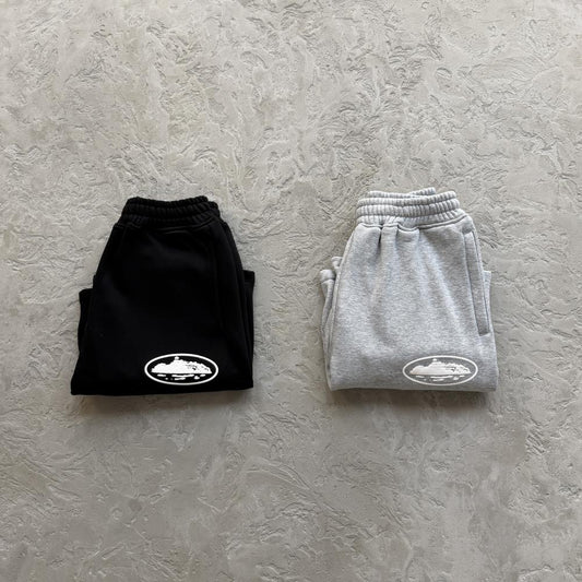 ISLAND PUFF PRINT SWEATSHORT