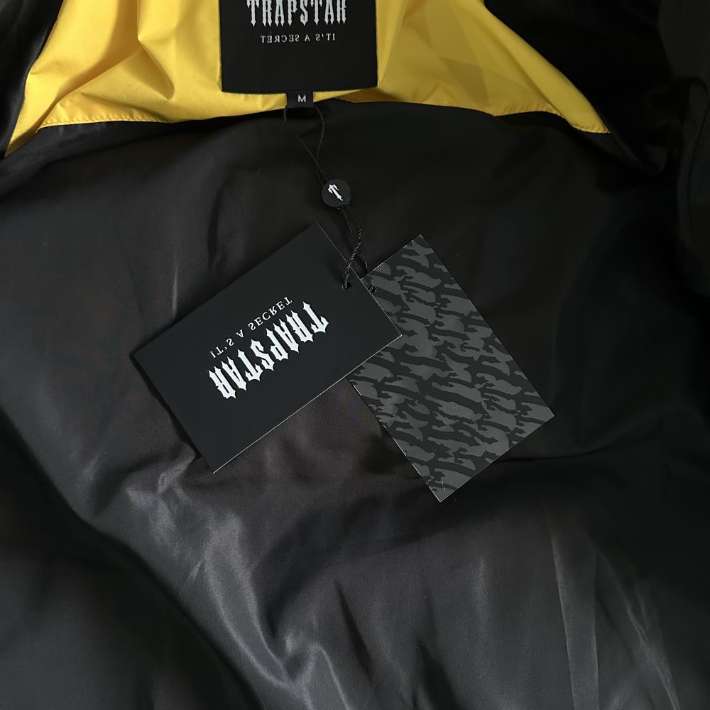 Decoded Arch Puffer Jacket Black Yellow