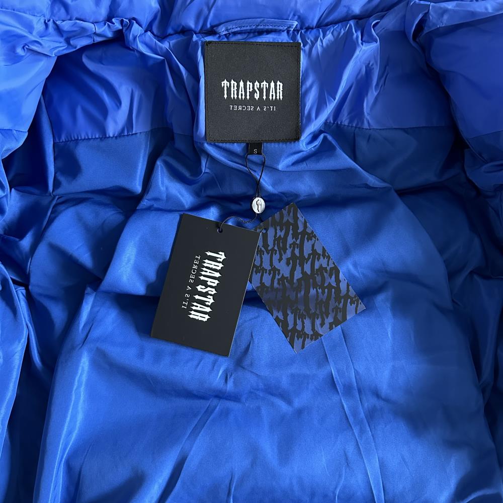 It's a secret puffer jacket
