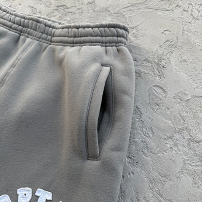 college arch open hem set-grey