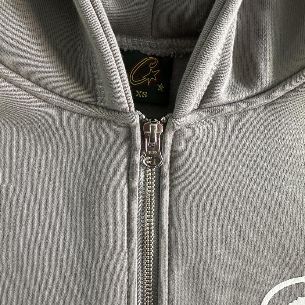 island puff print zip set-grey