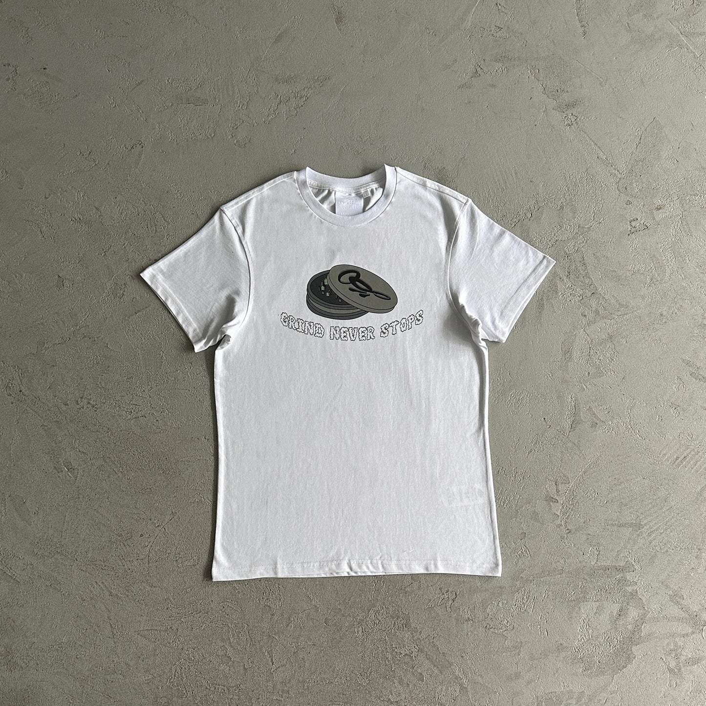 SY grinder tee white
