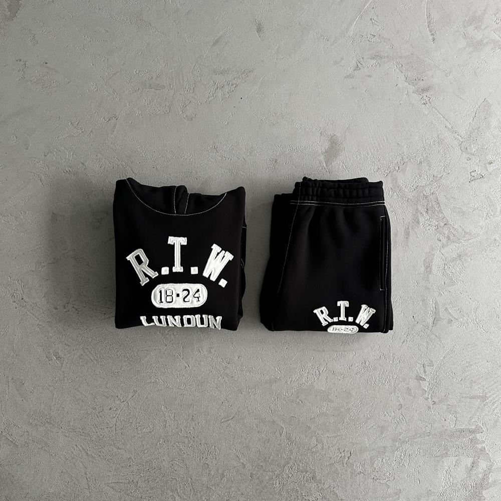 RTWCOLLEGE SET