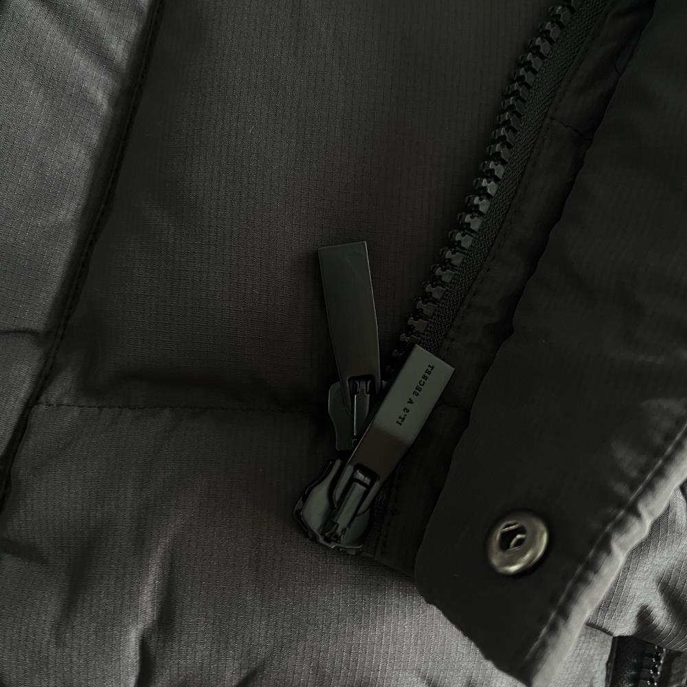 decoded gilet-blackwhite