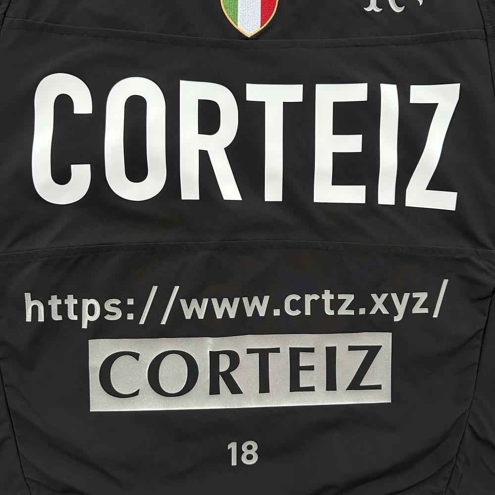 sponsors training pullover