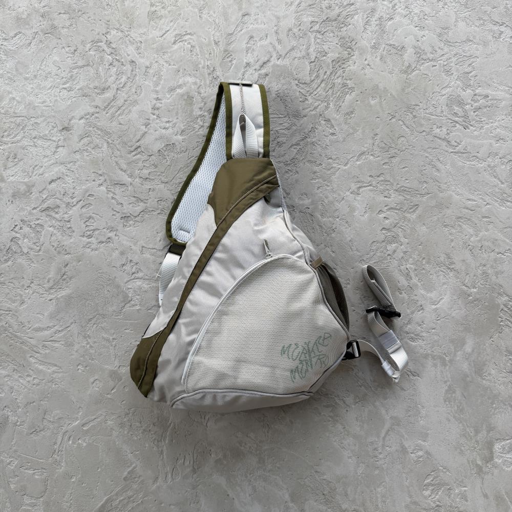 ME sling bag