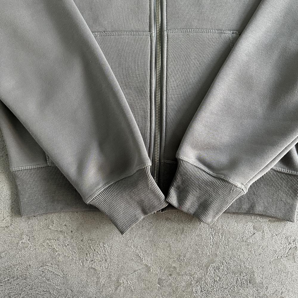 island puff print zip set-grey