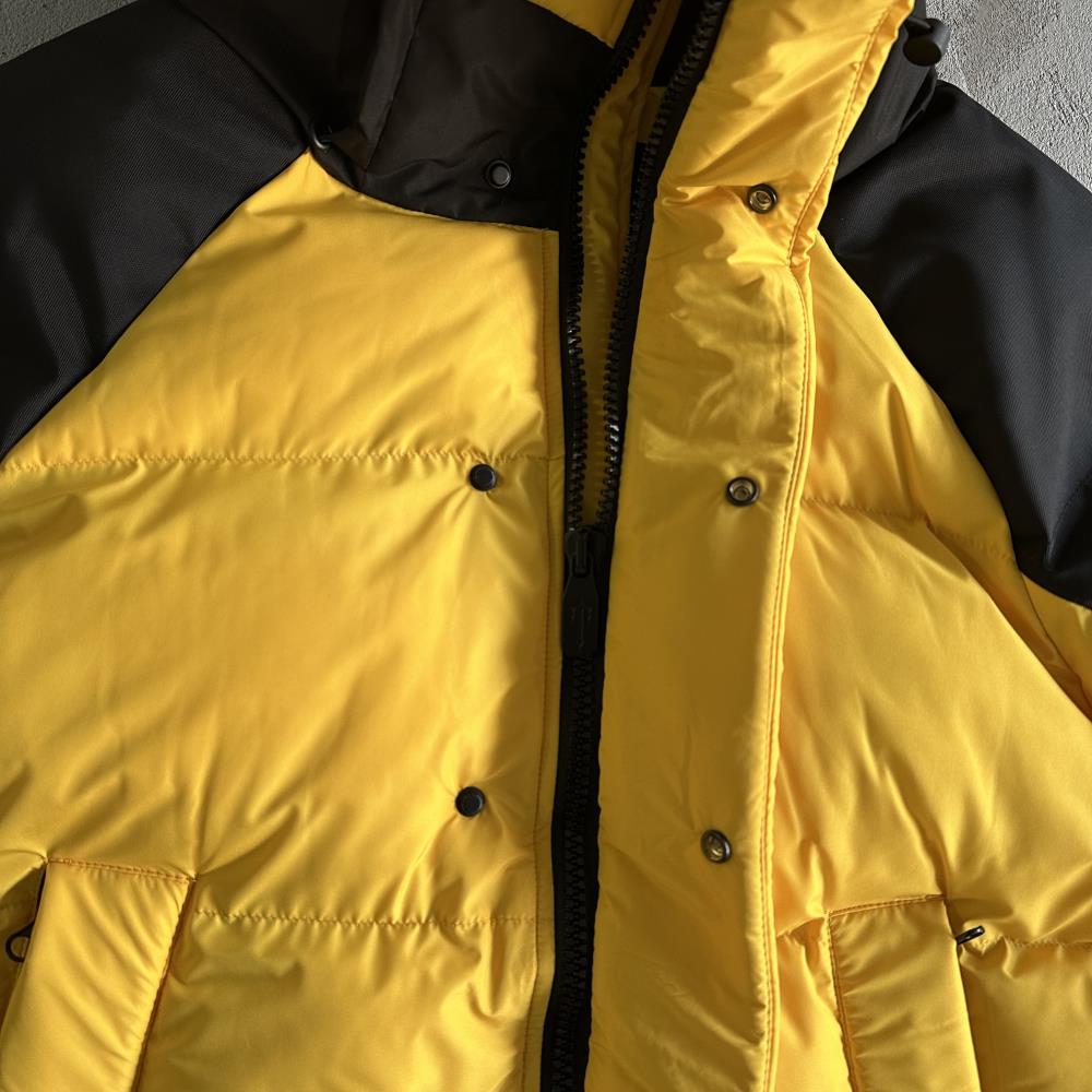 Decoded Arch Puffer Jacket Black Yellow