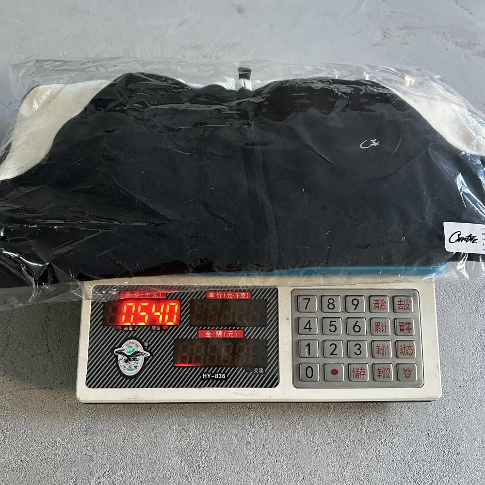 Knit zip up fleece-black and white