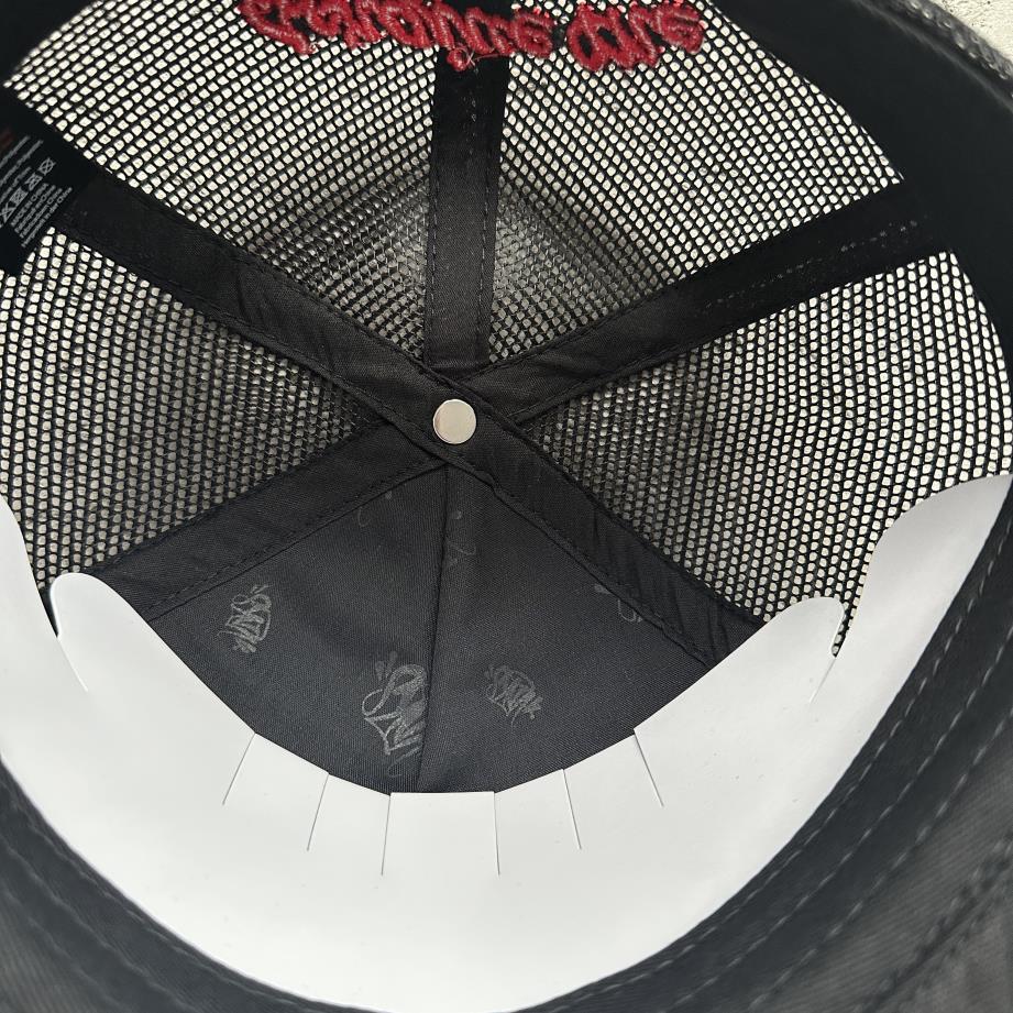 syna trucker cap red