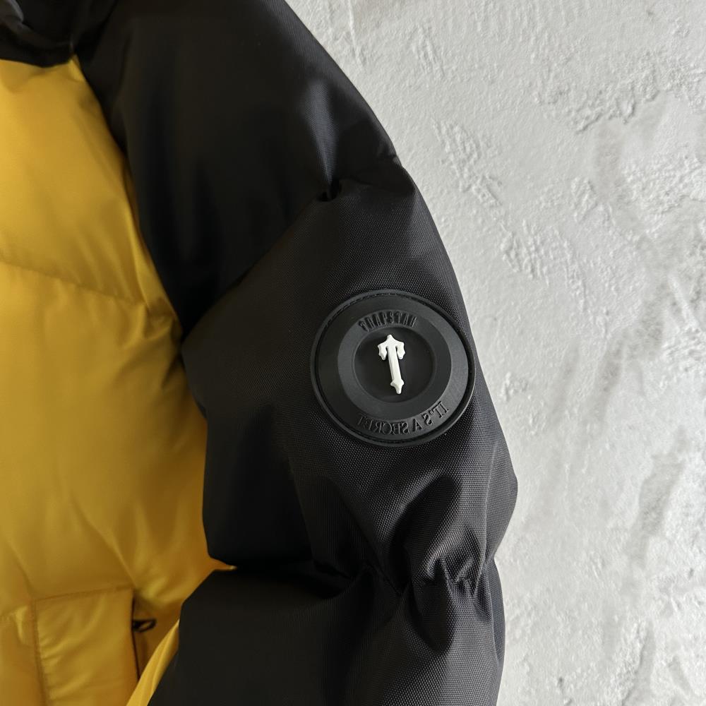 Decoded Arch Puffer Jacket Black Yellow