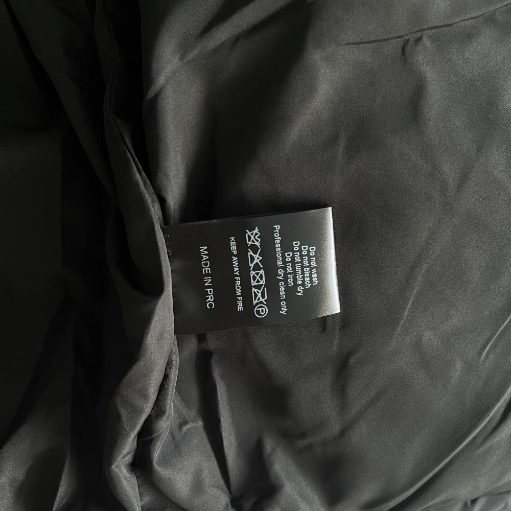 hyperdrive puffer jacket-blackredwhite