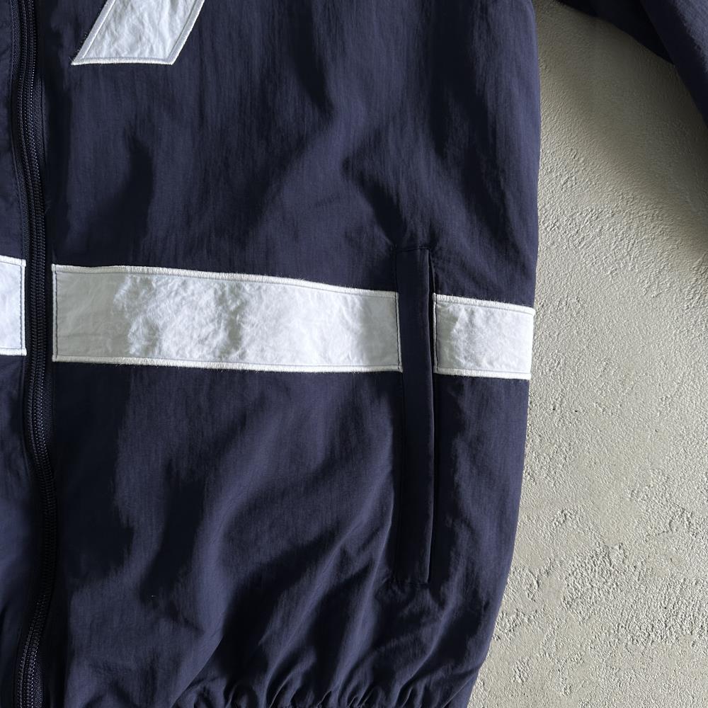 Hyper shellsuit