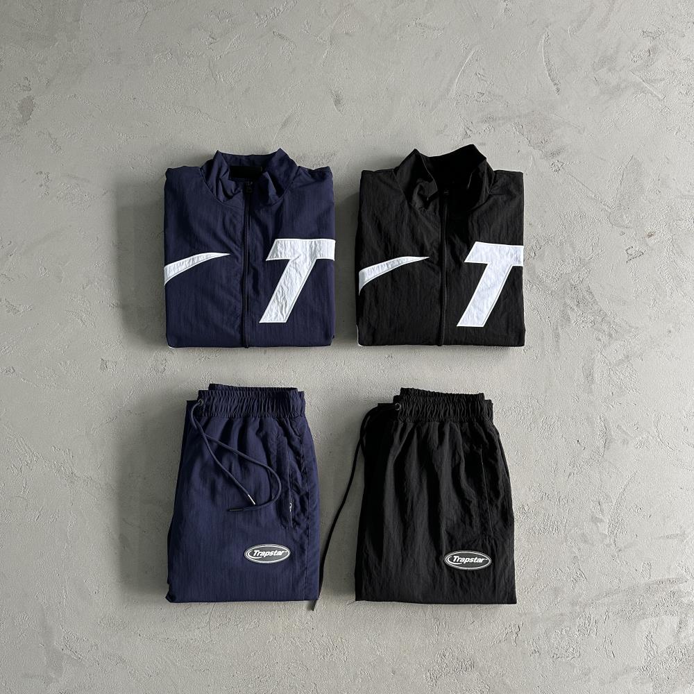 Hyper shellsuit