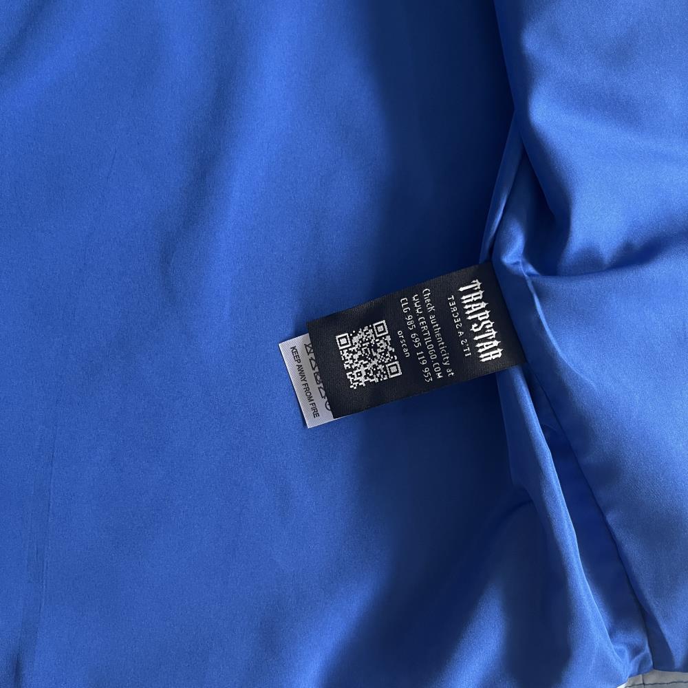 outline arch windbreaker-sky blue gradient