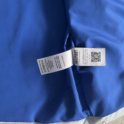 outline arch windbreaker-sky blue gradient