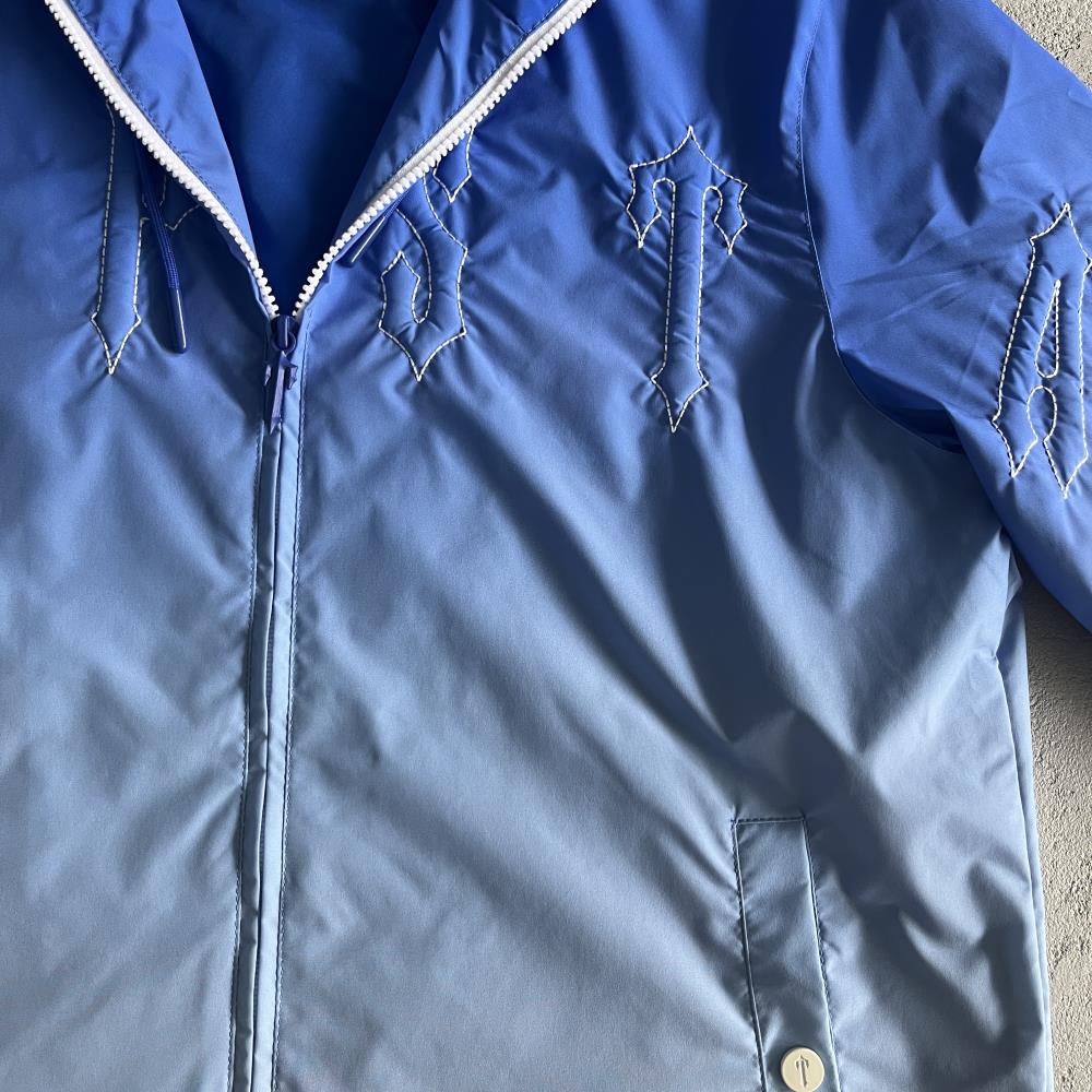 outline arch windbreaker-sky blue gradient