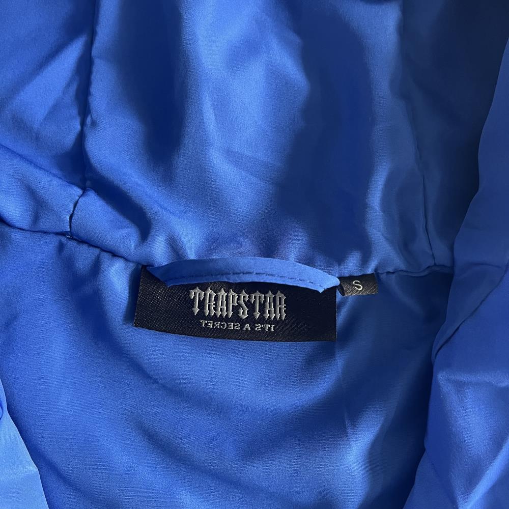 outline arch windbreaker-sky blue gradient