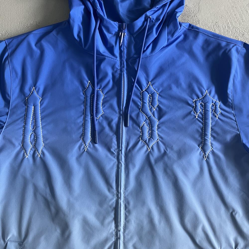 outline arch windbreaker-sky blue gradient