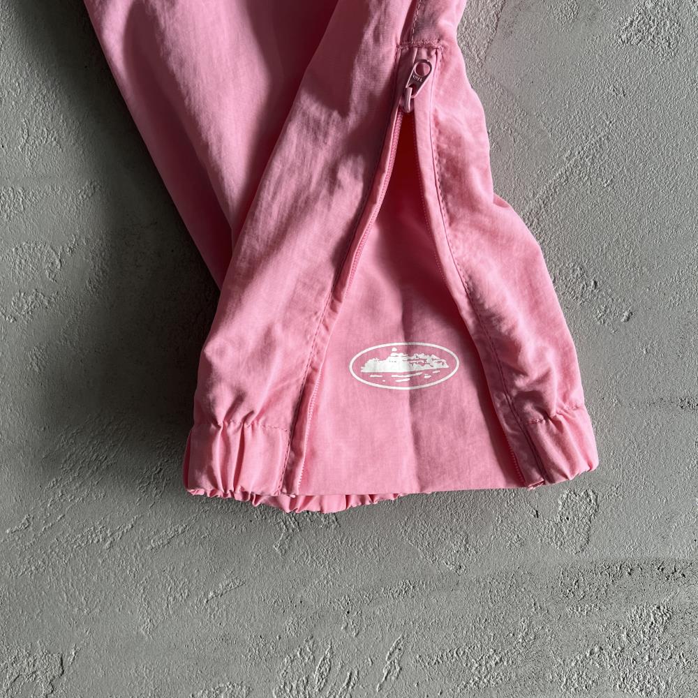 pink shukushuku suit