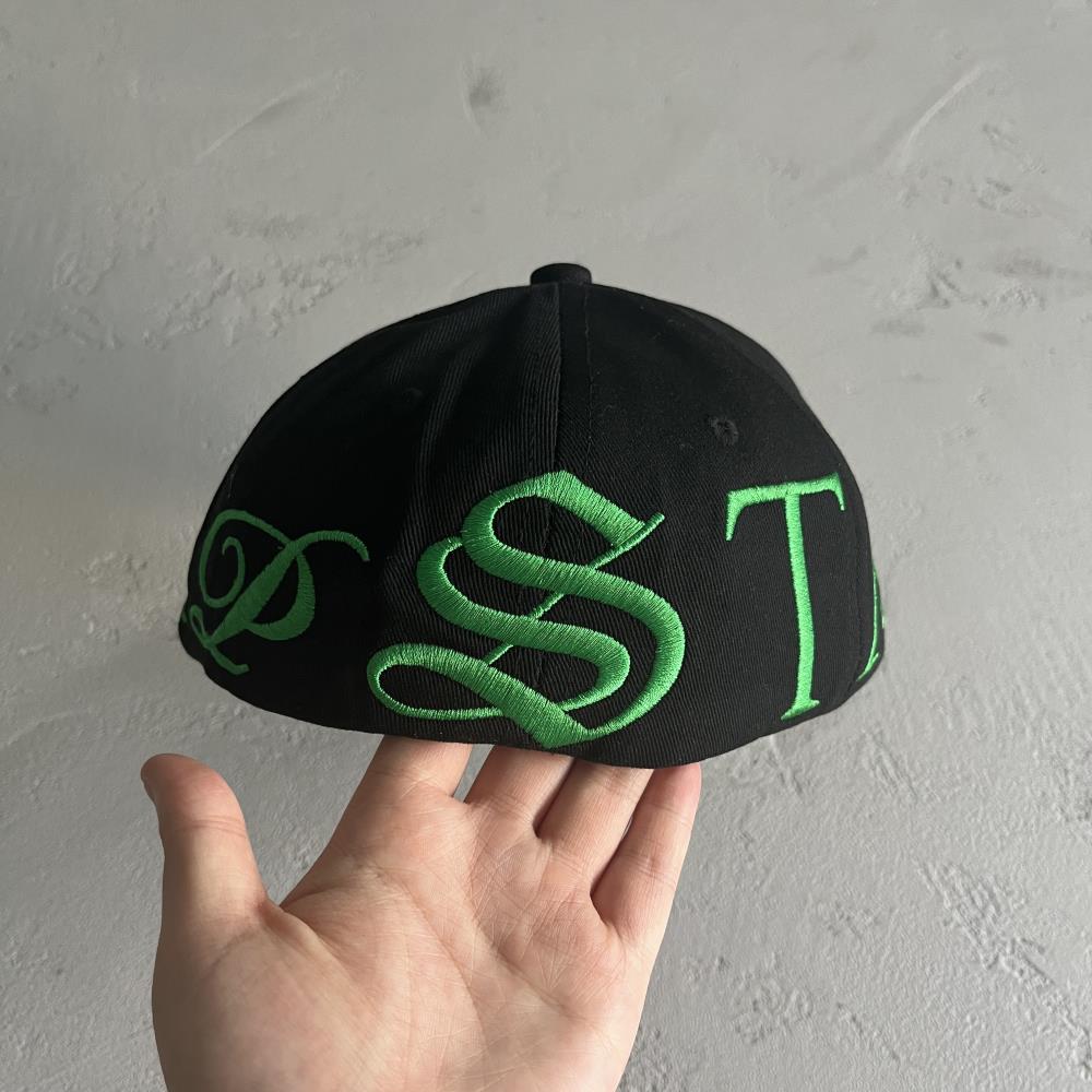 script hat