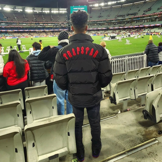 DETACHABLE HOODED PUFFER JACKET-Black Red