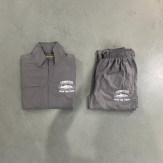 Gray shukushuku suit