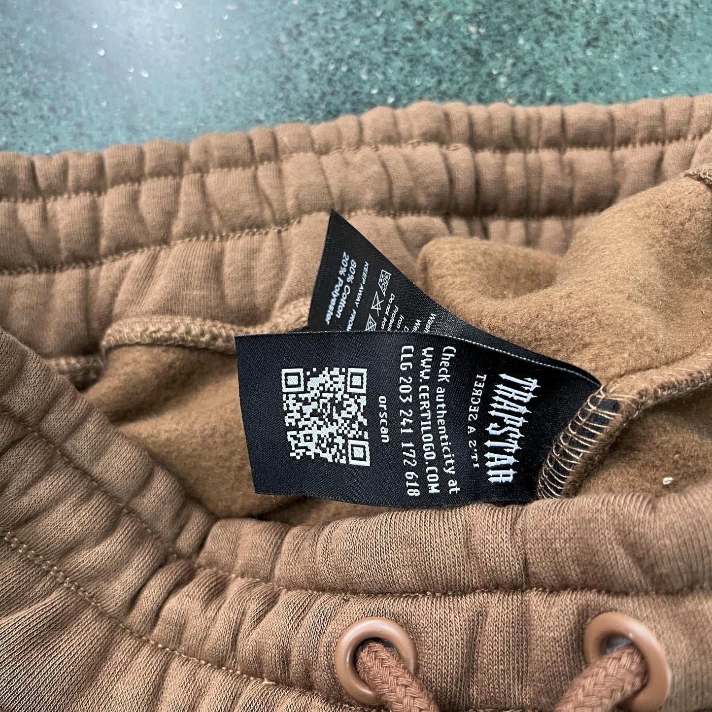 CHENILLE DECDODED2.0 HOODIE TRACKSUIT-BISON